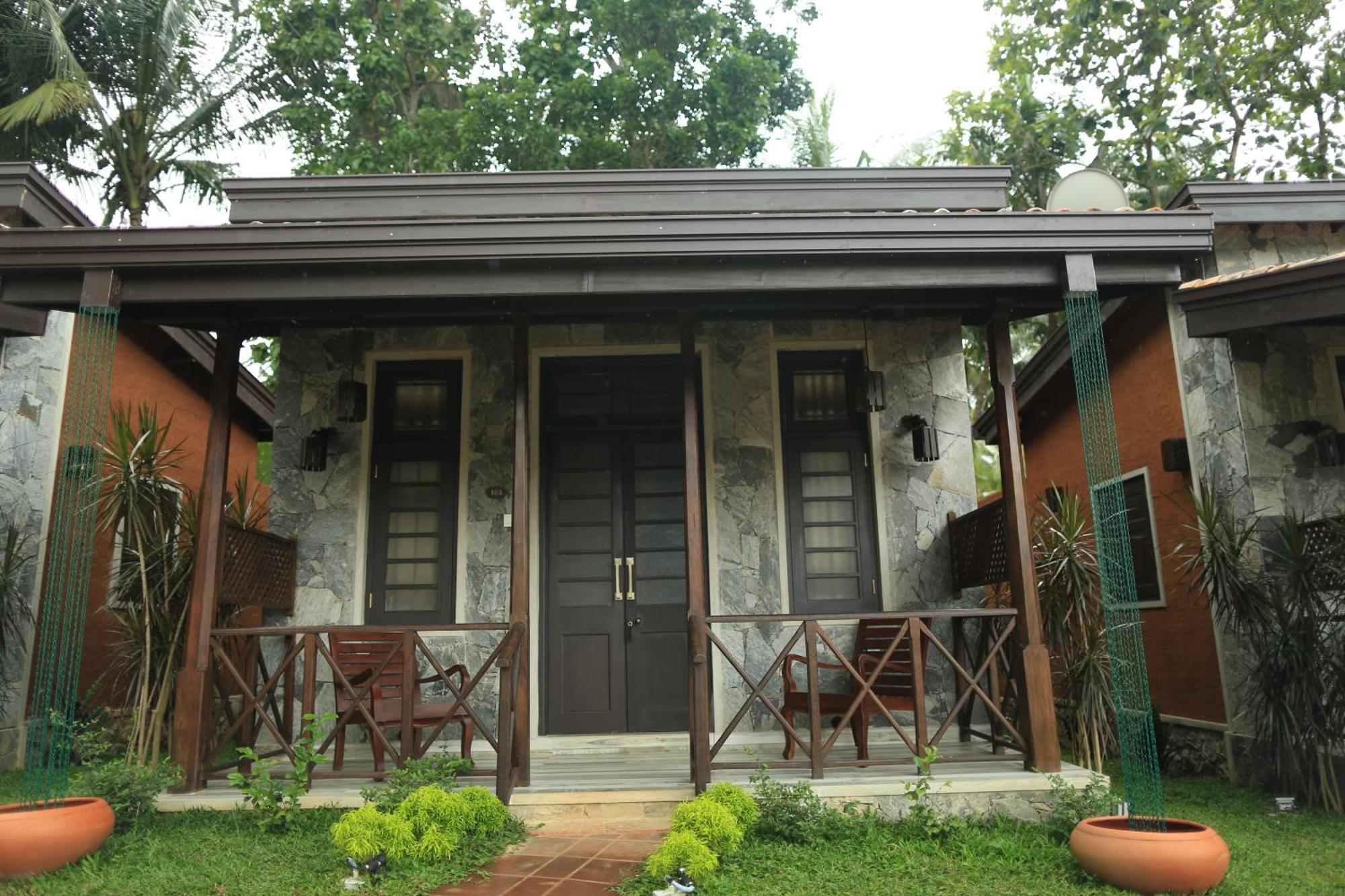 Villa Pinnawala Kültér fotó