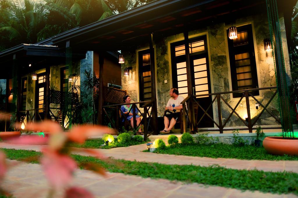 Villa Pinnawala Kültér fotó